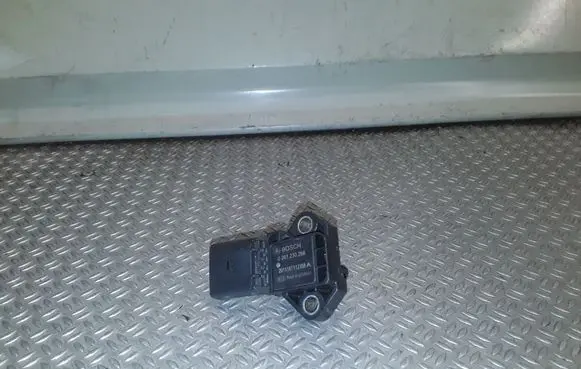 Ford Galaxy Air pressure sensor 0261230266