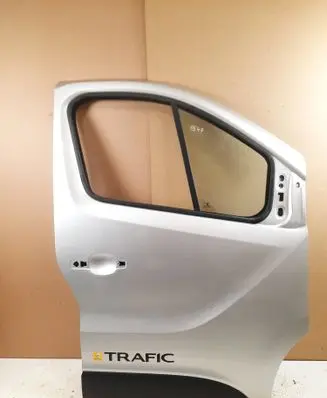 Renault Trafic III (X82) Front door