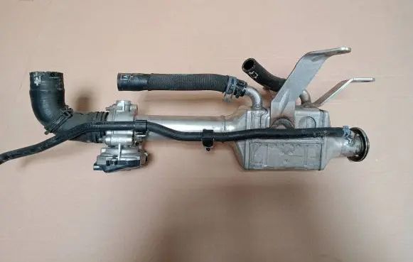 Audi Q7 4M EGR valve cooler 059131508BP