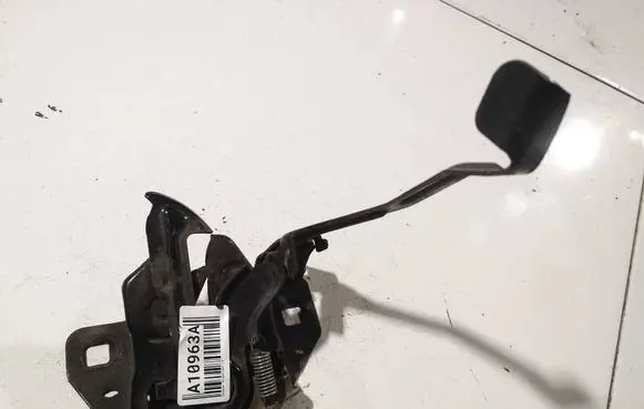 Chrysler Voyager Engine bonnet/hood lock/catch 