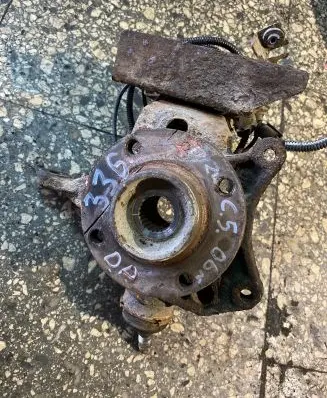 Citroen C5 Front wheel hub