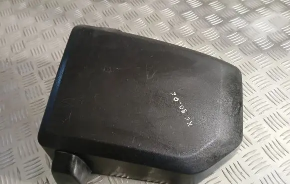 Volvo XC90 Air filter box cover 30680265 8087082 MA15
