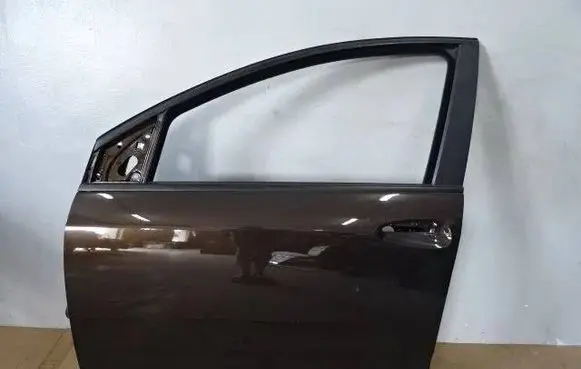 Fiat Croma Front door