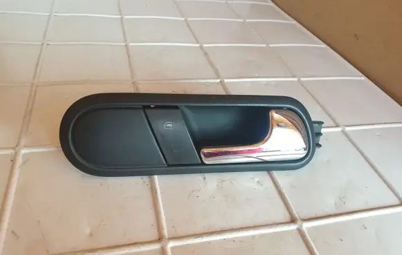 Seat Ibiza III (6L) Front door interior handle