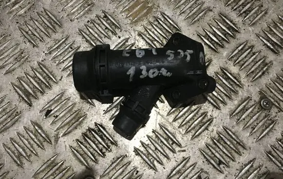 BMW 5 E60 E61 Engine coolant pipe/hose 2247744