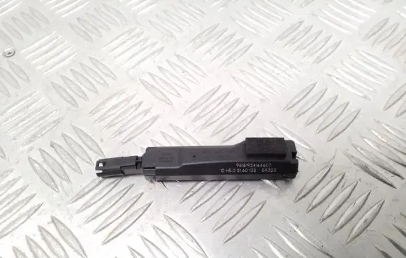 Audi Q5 SQ5 Sensor 8W0927754