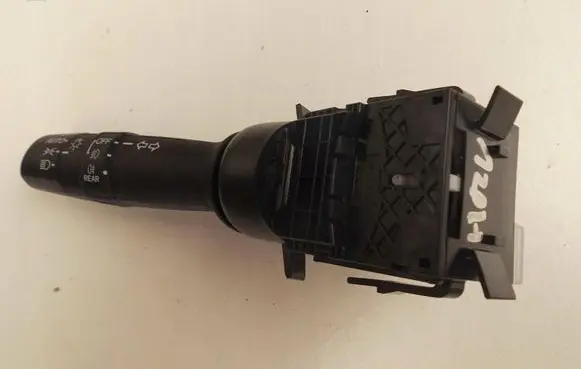 Honda CR-V Indicator stalk M52531