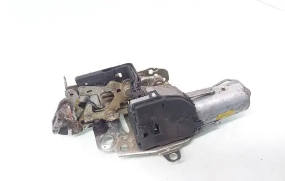 Mercedes-Benz E W210 Tailgate/trunk/boot lock/catch/latch A2107400536 0390201678