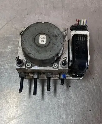 Peugeot 2008 I Master brake cylinder