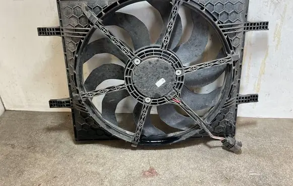 Volkswagen ID.3 Electric radiator cooling fan 1EA121205