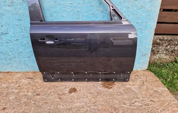 Land Rover Defender Front door L8B221458 XE000 6240711