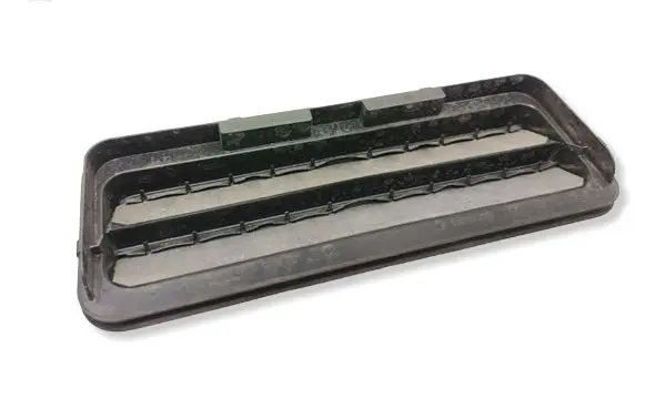 Opel Astra K Quarter panel pressure vent 13597326