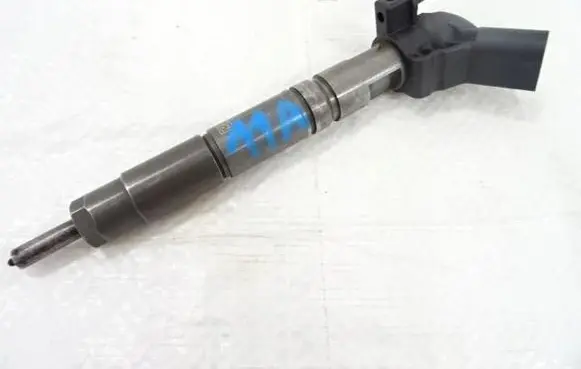 Mercedes-Benz ML W164 Fuel injector 0445115027