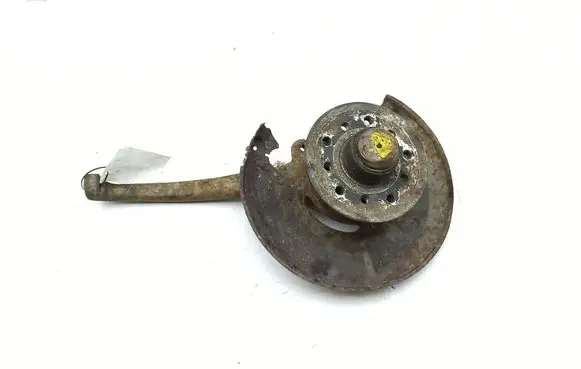 Mercedes-Benz E W123 Front wheel hub