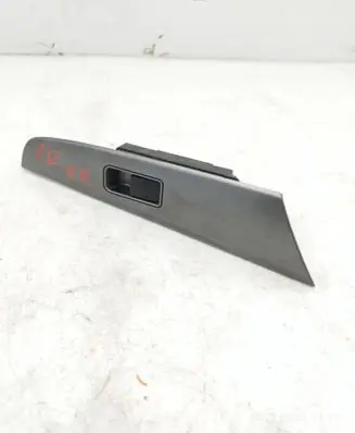 Mazda 3 I Electric window control switch 03123111