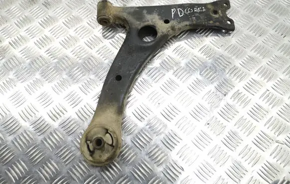 Toyota Corolla Verso AR10 Front lower control arm/wishbone