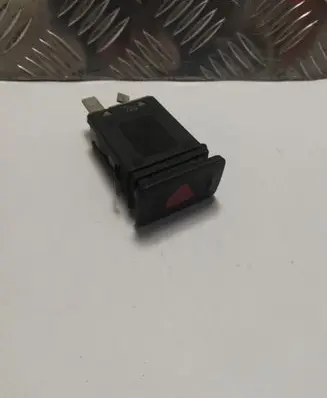 Volkswagen Golf IV Hazard light switch 1J0953235J