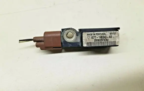 Ford Mondeo Mk III Airbag deployment crash/impact sensor 1S7T14B342AD