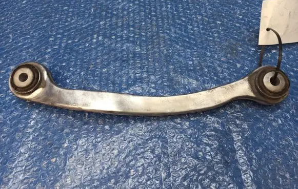 Mercedes-Benz CLS C219 Rear upper control arm/wishbone A2303520001