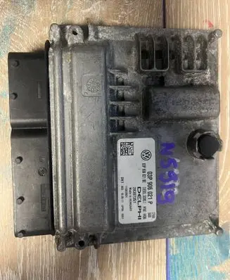 Seat Ibiza IV (6J,6P) Engine control unit/module 03P906021BE 03P906021P