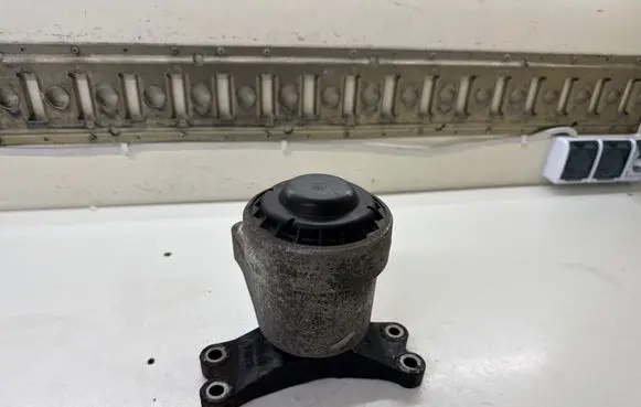 Ford Transit Custom Engine mount bracket G2911262