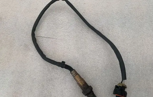 Audi A4 S4 B5 8D Lambda probe sensor 0258006