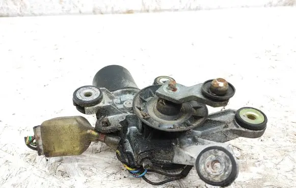 Subaru Forester SF Wiper motor