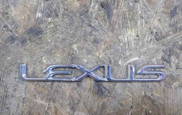 Lexus IS III XE30 Manufacturer badge logo/emblem 7544153110