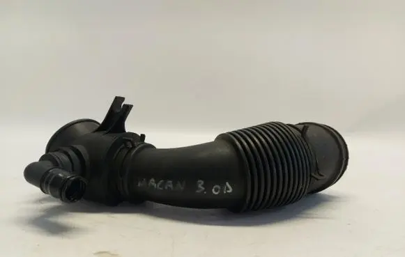 Porsche Macan (95B) Air intake duct part 95B129609