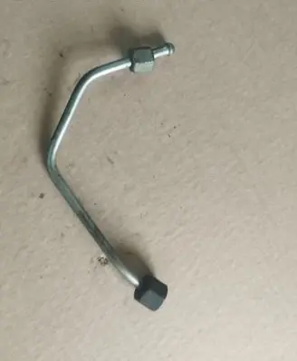 Fuel injector supply line/pipe