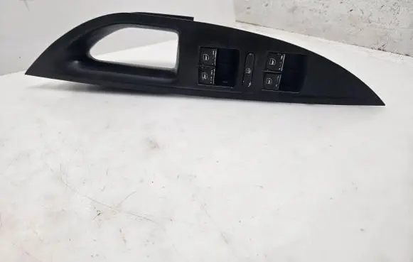 Seat Altea Electric window control switch 5P1867171A
