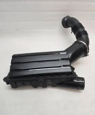 Volkswagen Tayron II Air filter box 05E129607A
