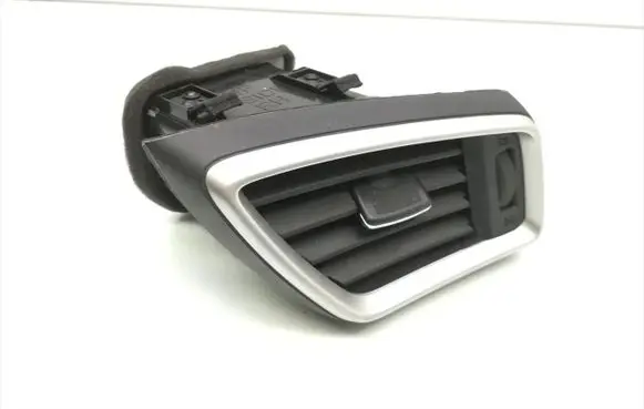 Nissan X-Trail T32 Dashboard side air vent grill/cover trim E988-5211-100