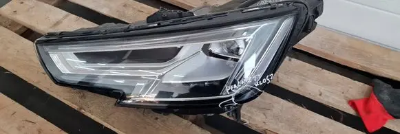 Audi A4 S4 B9 Headlight/headlamp 8W0941033A