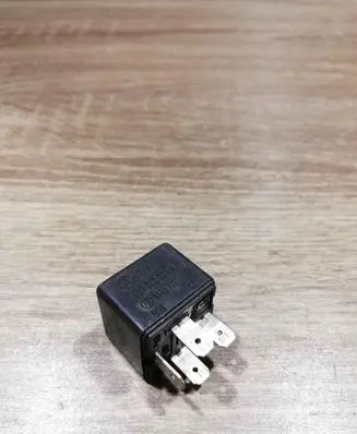 Skoda Fabia Mk1 (6Y) Other relay 6U0906061A