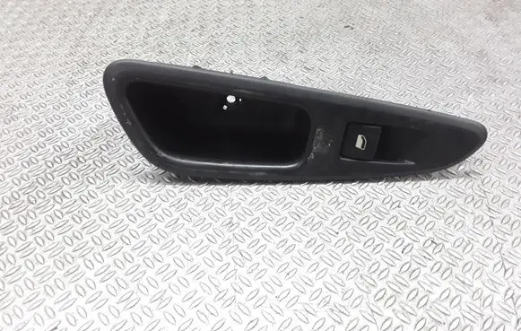 Peugeot 308 Electric window control switch