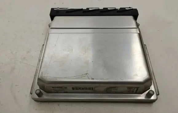 Volvo XC90 Engine control unit/module 0261208290 1039S05977