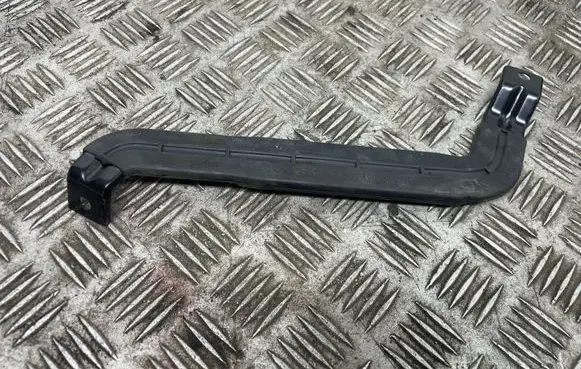 BMW 3 E90 E91 Battery bracket 7549425