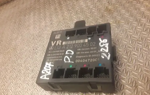 Mercedes-Benz E A207 Door control unit/module 2129004502 A2129004502
