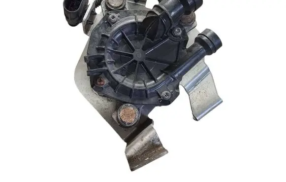Volkswagen Touareg II Secondary air pump 07K959253A 7P0906287 11800068