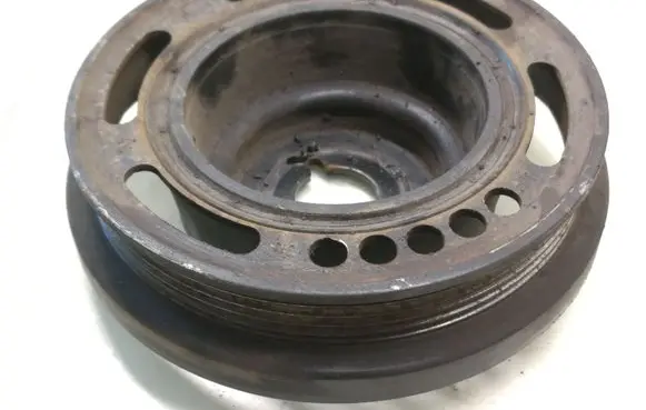 Opel Zafira B Crankshaft pulley 55559326