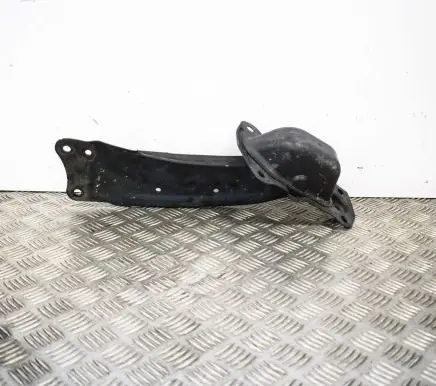Volkswagen PASSAT B8 Rear upper control arm/wishbone 3C0505226B