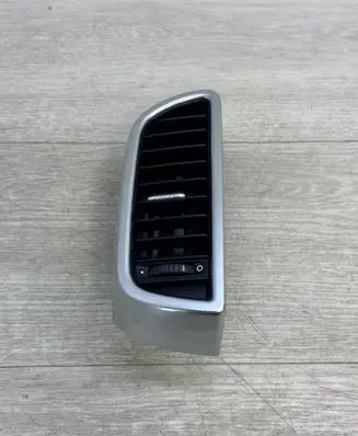 Porsche Cayenne (92A) Dash center air vent grill 95855272701 958552727