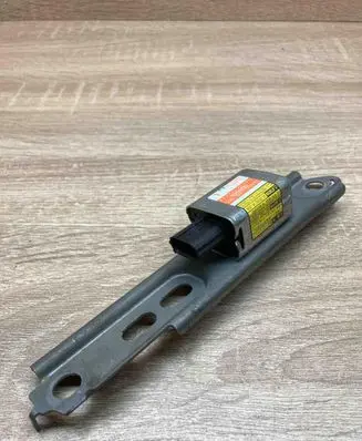 Lexus RX 330 - 350 - 400H Airbag deployment crash/impact sensor 8983048020 1879000720