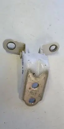 Hyundai Ioniq Rear door lower hinge