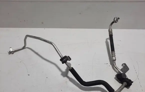 Alfa Romeo Stelvio Air conditioning (A/C) pipe/hose