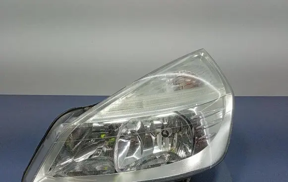 Renault Espace - Grand espace IV Headlight/headlamp 8200394702