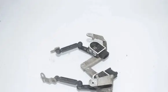 BMW 5 G30 G31 G38 Rear air suspension level height sensor 2959574 6870000 37146870000