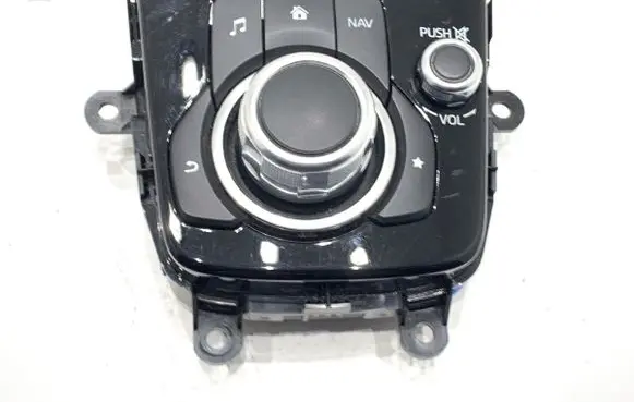 Mazda 3 II Radio/CD/DVD/GPS head unit BHN166CM0C