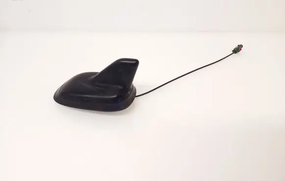 Volkswagen Jetta VI Aerial GPS antenna 3C0035507Q 6Q0035575D 014527275
